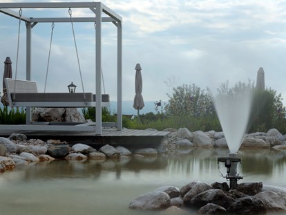 Wellnessurlaub - Thalasso-Therapie - Relaxen am Pool - Der Birkenhof Spa & Genuss Resort