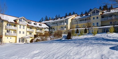 Wellnessurlaub - Kräutermassage - Rinchnach - Winter - Hotel Ahornhof