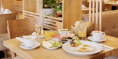 Wellnessurlaub - Verpflegung: Frühstück - Lalling - Frühstück 2 - Hotel Ahornhof