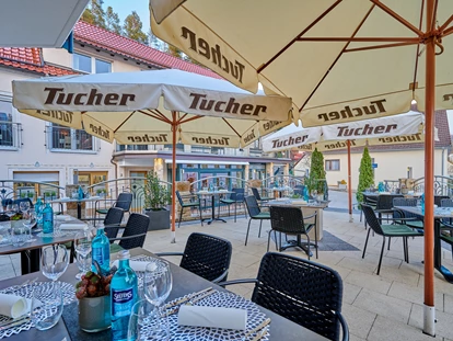 Wellnessurlaub - Hotel-Schwerpunkt: Wellness & Wandern - Möhrendorf - Terrase - Restaurant/Gasthof  - Wellnesshotel Sternwirt "Das Wellnesshotel zwischen Nürnberg und Amberg"