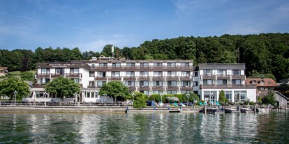 Wellnessurlaub - Bettgrößen: Doppelbett - Oberbayern - Aussenansicht  - Seehotel Leoni