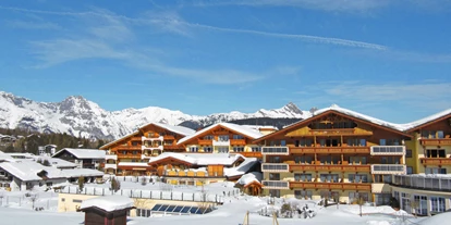 Wellnessurlaub - Fußreflexzonenmassage - Obergarten - Alpenpark Resort Seefeld im Winter - Alpenpark Resort