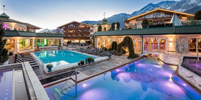 Wellnessurlaub - Outdoor Pools - Alpenresort Schwarz