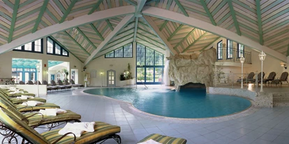 Wellnessurlaub - Pools: Schwimmteich - Plangeross - Hotel Alpenrose / Lechtal 