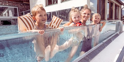 Wellnessurlaub - Umgebungsschwerpunkt: am Land - Ellmau - Schwimmkurse direkt im Hotel - Alpin Family Resort Seetal****s