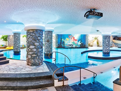 Wellnessurlaub - Pools: Innenpool - Schönau am Königssee Faselsberg - Kinderwasserwelt - Bio-Hotel Stanglwirt