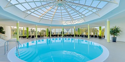 Wellnessurlaub - Hotel-Schwerpunkt: Wellness & Beauty - Bad Füssing Riedenburg - Thermen-Oase mit Panorama-Aussicht - Fürstenhof ****s Quellness- und Golfhotel
