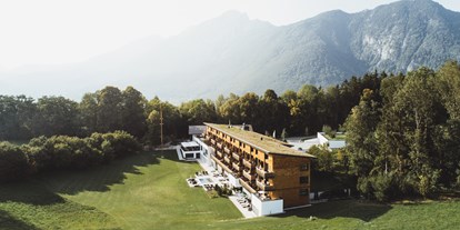 Wellnessurlaub - Solebad - Leogang Hütten - Klosterhof Bayerisch Gmain im Herbst - Klosterhof - Alpine Hideaway & Spa