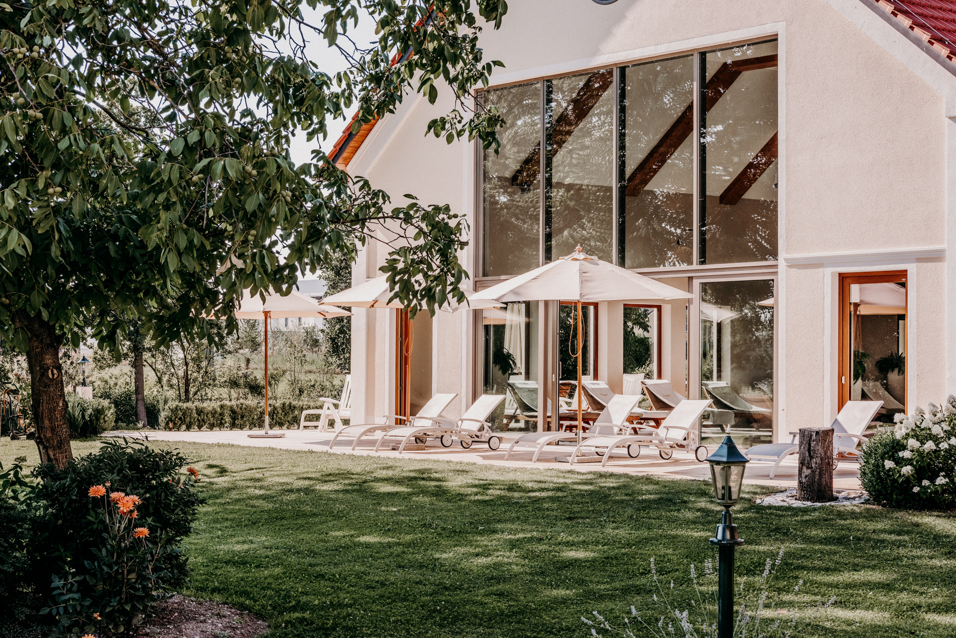 Wellnesshotel - Außenansicht - Der Eisvogel - Wellness- & Genusshotel