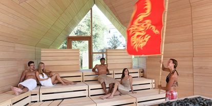 Wellnessurlaub - Umgebungsschwerpunkt: Stadt - Hüttisheim - Sauna in der Therme Jordanbad - Parkhotel Jordanbad