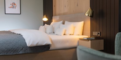 Wellnessurlaub - Hotelbar - Enzklösterle - Doppelzimmer Stammhaus - Hotel Engel Obertal - Wellness und Genuss Resort