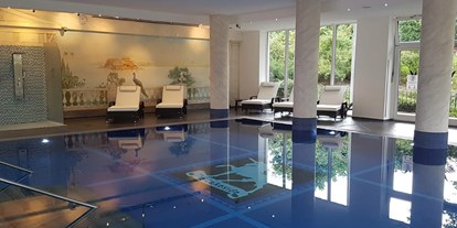 Wellnessurlaub - Hotel-Schwerpunkt: Wellness & Romantik - Deutschland - Poolbereich - The Lakeside Burghotel zu Strausberg