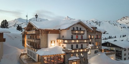 Wellnessurlaub - Kräutermassage - Gallhof - Hotel Alpenland