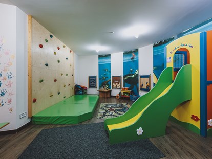 Wellnessurlaub - Kinderbetreuung - Spielzimmer - ALL INCLUSIVE Hotel DIE SONNE