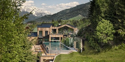 Wellnessurlaub - Pools: Infinity Pool - Kaprun Fürth - Naturhotel Forsthofgut