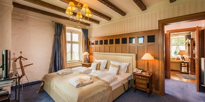 Wellnessurlaub - Bettgrößen: Doppelbett - Rotenburg an der Fulda - Zimmerbeispiel Prinz von Hessen Suite - Göbel´s Schlosshotel " Prinz von Hessen "
