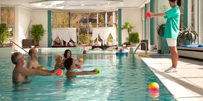 Wellnessurlaub - Pools: Außenpool beheizt - Gudensberg - Wassergymnastik - Göbel's Hotel AquaVita