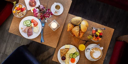 Wellnessurlaub - Umgebungsschwerpunkt: Berg - Edertal - Frühstück im Restaurant - Göbel's Hotel Rodenberg