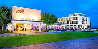 Wellnessurlaub - Parkplatz: gebührenpflichtig in Gehweite - Frielendorf - Schlosshotel Bad Wilhelmshöhe