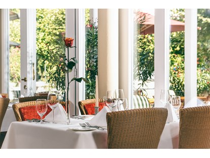 Wellnessurlaub - Hot Stone - Rügen - Restaurant Ambiance - Romantik ROEWERS Privathotel