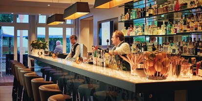 Wellnessurlaub - Finnische Sauna - Ostseeküste - Jules Bar - Romantik ROEWERS Privathotel