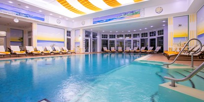 Wellnessurlaub - Rücken-Nacken-Massage - Region Usedom - Innenpool Hotel zur Post - Hotel zur Post