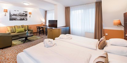 Wellnessurlaub - Ganzkörpermassage - Heilbad Heiligenstadt - Zimmerbeispiel Komfort-Plus-Zimmer - Göbel's Vital Hotel