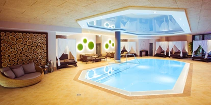 Wellnessurlaub - zustellbare Kinderbetten - Goslar - Schwimmbad - Göbel's Vital Hotel