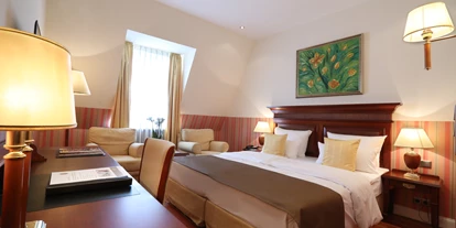 Wellnessurlaub - Bettgrößen: King Size Bett - Klütz - Doppelzimmer zur Landseite - ATLANTIC Grand Hotel Travemünde