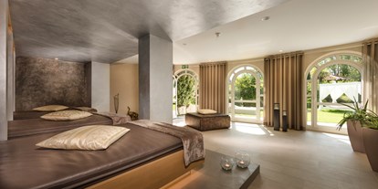 Wellnessurlaub - Ayurveda Massage - Hafling bei Meran - FAYN garden retreat hotel