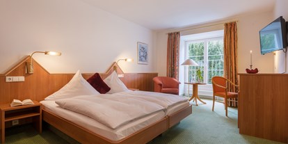 Wellnessurlaub - Hotel-Schwerpunkt: Wellness & Wandern - Doppelzimmer SchlossGeist - Schloss Döttingen