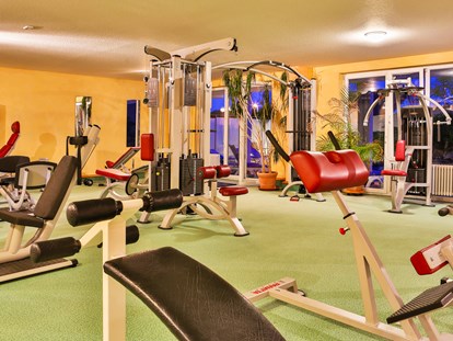 Wellnessurlaub - Hotel-Schwerpunkt: Wellness & Romantik - Fitnessstudio - Vital- und Wellnesshotel Albblick