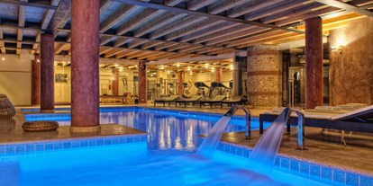 Wellnessurlaub - Pools: Schwimmteich - Corrubbio di Negarine - Hotel Veronesi La Torre