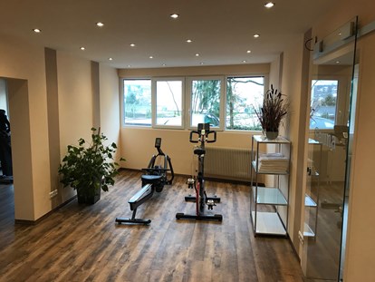 Wellnessurlaub - Shiatsu Massage - Fitnessraum Haupthaus Waldachtal - Hotel-Resort Waldachtal