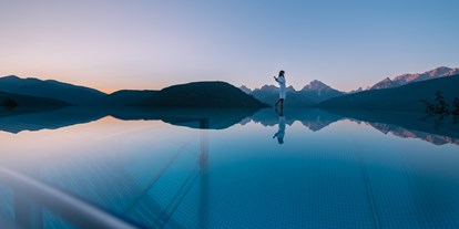Wellnessurlaub - Pools: Außenpool beheizt - Sexten - Hotel Alpen Tesitin