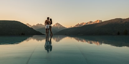 Wellnessurlaub - Pools: Außenpool beheizt - La Villa in Badia - Hotel Alpen Tesitin