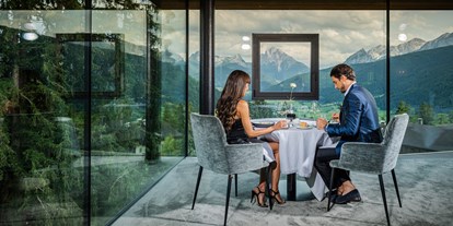 Wellnessurlaub - Fußreflexzonenmassage - Dolomiten - Hotel Alpen Tesitin