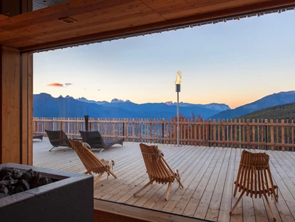 Wellnessurlaub - Außensauna - Luttach - Tratterhof Mountain Sky® Hotel
