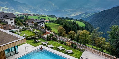 Wellnessurlaub - Pools: Innenpool - Hofern/Kiens - Tratterhof Mountain Sky® Hotel