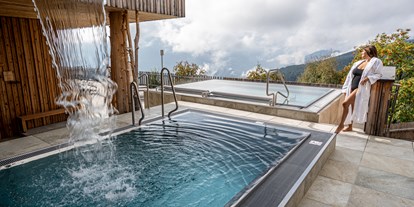 Wellnessurlaub - Whirlpool - Hafling bei Meran - Tratterhof Mountain Sky® Hotel