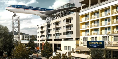 Wellnessurlaub - Preisniveau: günstig - Dörfl an der Raab - Novapark Flugzeughotel Graz