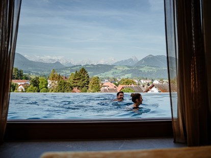 Wellnessurlaub - Pools: Schwimmteich - Möderndorf (Pfarrkirchen bei Bad Hall, Adlwang) - Dilly - Das Nationalpark Resort
