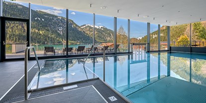 Wellnessurlaub - Pools: Infinity Pool - Kühtai - ****haldensee Naturerlebnis- und Wellnesshotel für Erwachsene