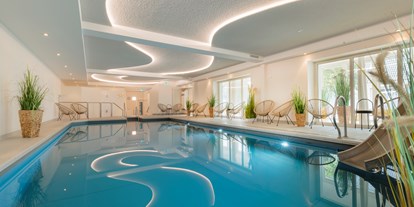 Wellnessurlaub - Bettgrößen: Doppelbett - Ostseebad Boltenhagen - Schwimmbad 11x5m - HofHotel Krähenberg