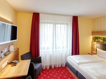 Wellnessurlaub - Hotel-Schwerpunkt: Wellness & Wandern - Thüringen - Vital Zimmer - AKZENT Aktiv & Vital Hotel Thüringen