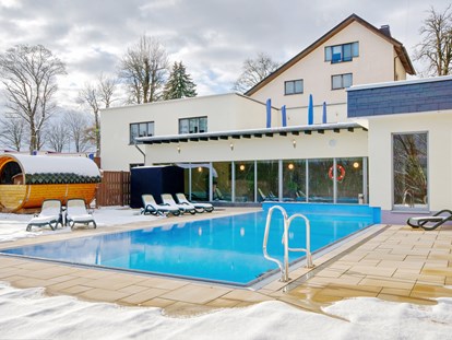 Wellnessurlaub - Pools: Außenpool beheizt - Friedrichroda - AKZENT Aktiv & Vital Hotel Thüringen