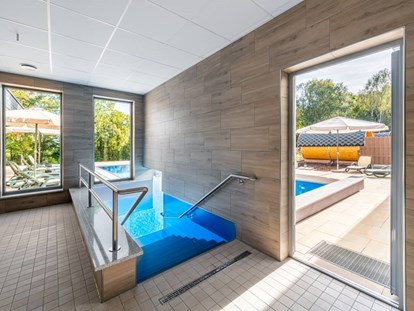 Wellnessurlaub - Pools: Außenpool beheizt - Friedrichroda - Inneneinstieg für den Außenpool - AKZENT Aktiv & Vital Hotel Thüringen