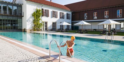Wellnessurlaub - Pools: Außenpool beheizt - Aerzen -  Gräﬂicher Park Health & Balance Resort