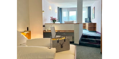Wellnessurlaub - Hotel-Schwerpunkt: Wellness & Natur - Eggenstein-Leopoldshafen - Queichtal-Appartement, ca. 50qm, Dusche/WC, Balkon-Terrasse, Blick über das Tal - Hotel Am Hirschhorn