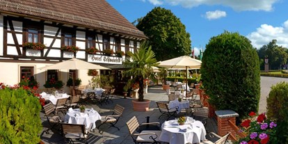 Wellnessurlaub - Aromasauna - Meerane - Terrasse restaurant - Romantik Hotel Schwanefeld & Spa